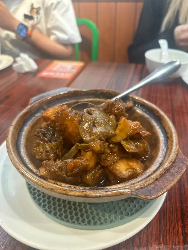 啫啫滑雞煲