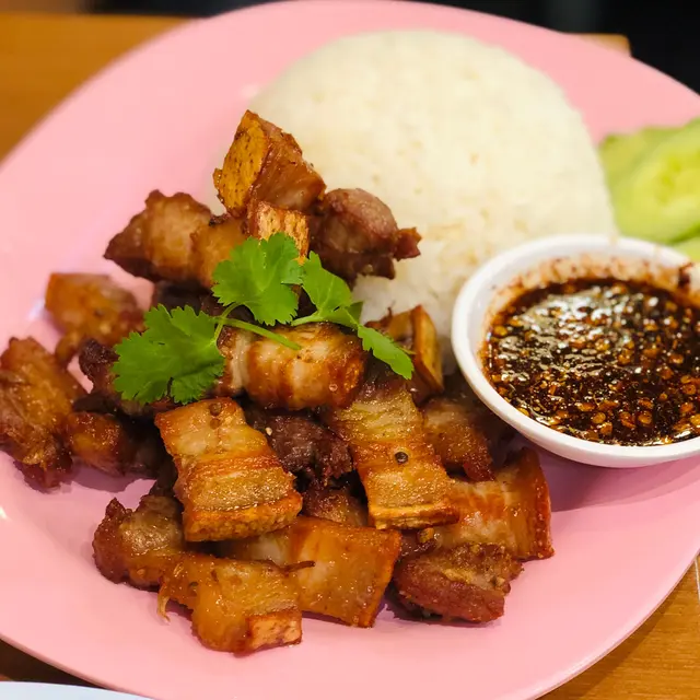 炸豬腩肉飯