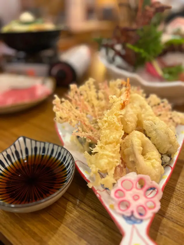 🍤海鮮天婦羅入邊有番薯炸蝦炸麵,炸到脆卜卜自己再放七味粉,真心同日本食無分別😝
好味🌟🌟🌟🌟🌟