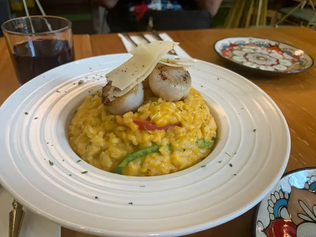 好味!帶子有3粒,煮得剛好,食完會想再食,啲南瓜汁滲入意大利飯,好juicy, 加芝士、青椒、雜菌,幾有口感