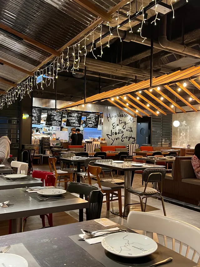 好鍾意餐廳嘅顏色配搭