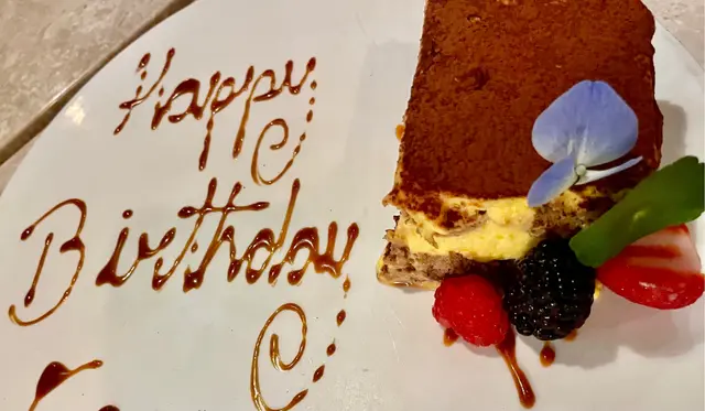 THE CLASSIC TIRAMISU