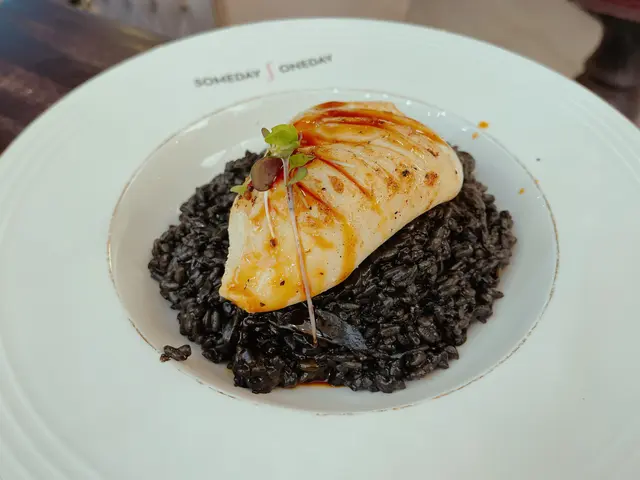 磯燒魷魚筒墨魚汁意大利飯