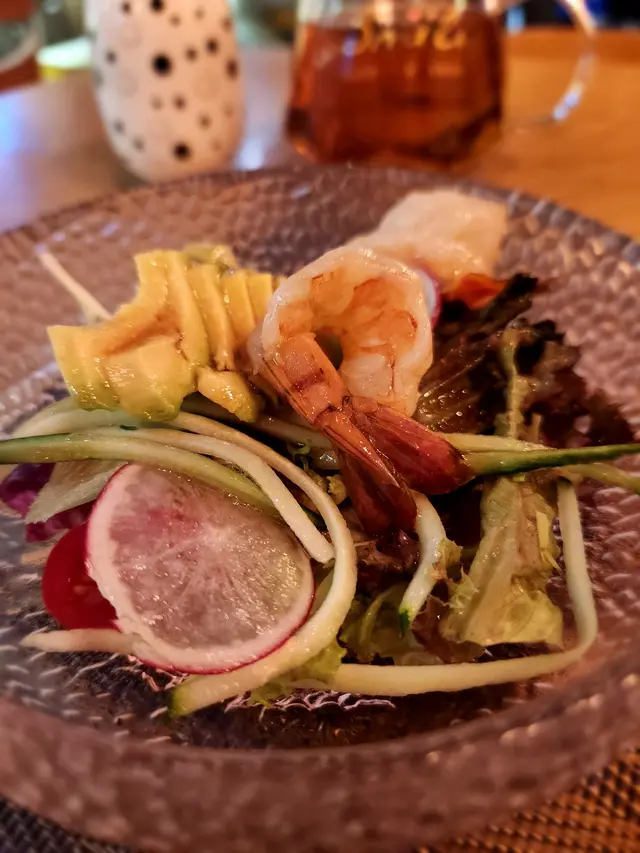 牛油果海蝦沙律