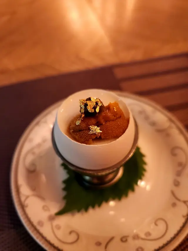 蟹肉海膽松露糖心蛋