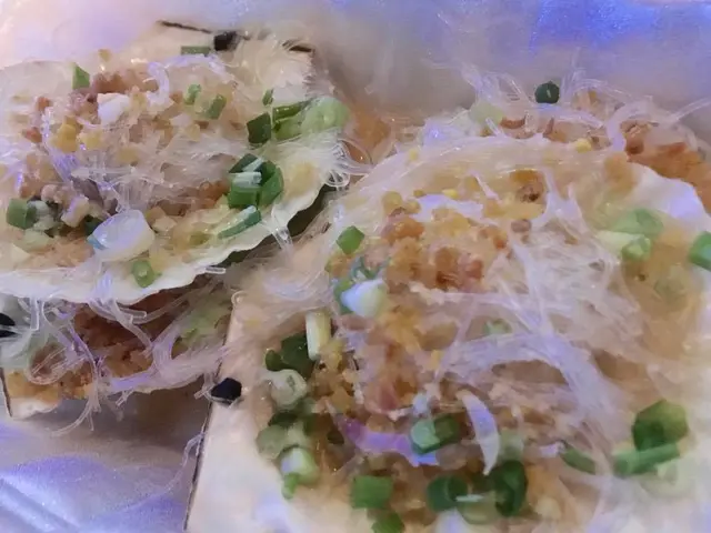 蒜蓉粉絲蒸扇貝