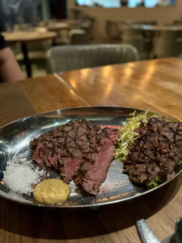 Charcoal Grilled Wagyu M6 Ribeye 300g