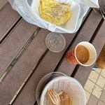 嗌外賣常餐，$52。公仔麵得一個餸。。。。等左10幾分鐘都冇，一入去問就拎出嚟（即係已經整好但冇人理）。叫五香內丁丁麵，要生麵。一打開得5粒肉丁，個麵好明顯已經淋左（唔叫生麵應該變食出前一糊），個湯太多水冇調味粉味。奶茶正常，多士還好。