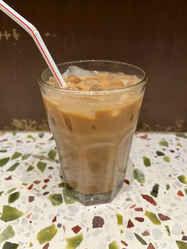 確實比一般凍奶茶有茶味，但冇驚艷囉！只可以話係一般凍奶茶唔掂！