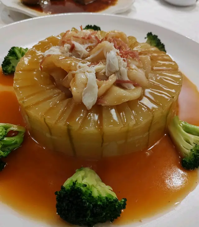 經過幾度相對濃味的菜式後，最後一度主菜，冬瓜甫作結尾，清啖地讓喉嚨回復清新，消除油膩的感覺。
