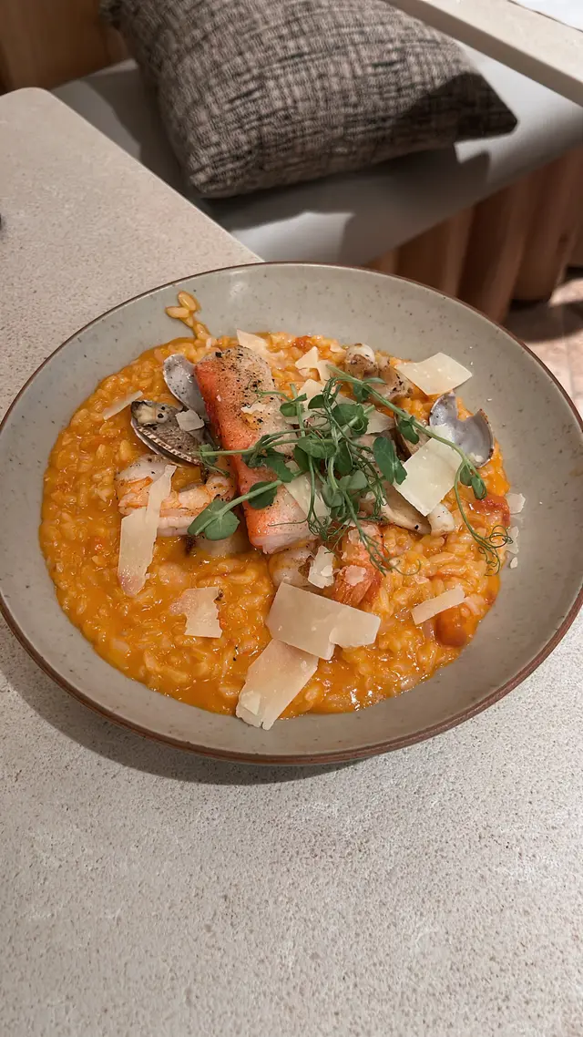 龍蝦汁海鮮燴意大利飯