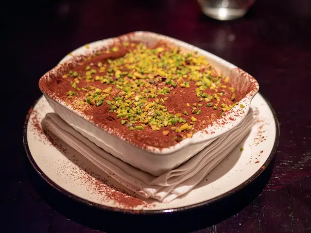 TABLESIDE TIRAMISU - PISTACHIO