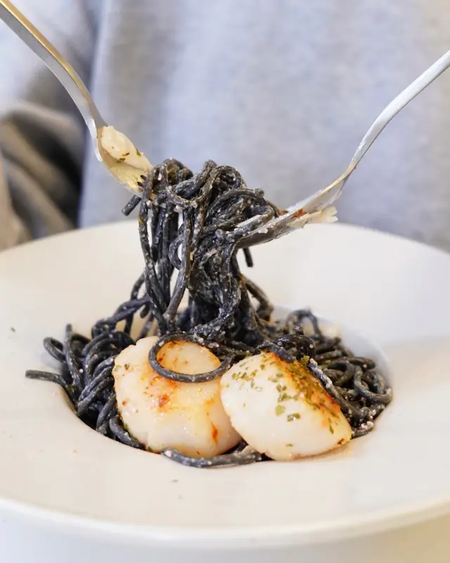 帶子明太子忌廉墨魚汁意粉