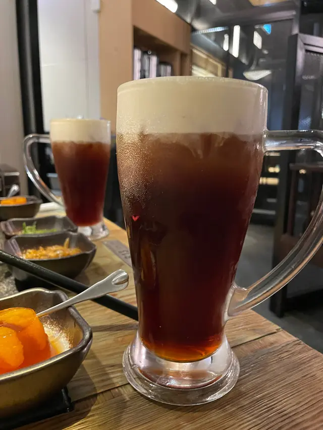 雲朵絲絨大紅袍