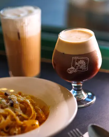 Colour Brown Coffee — photo via OpenRice
