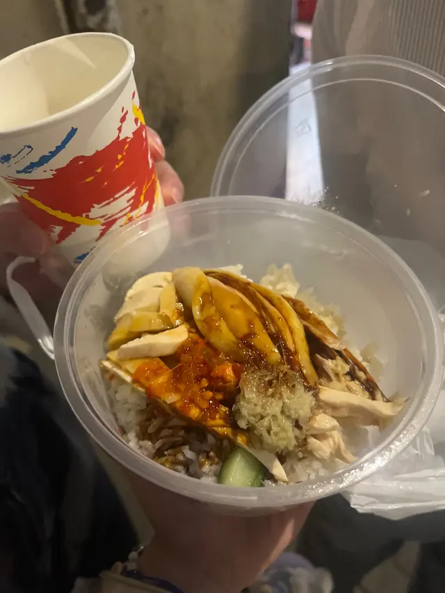 熱辣辣超好食!🤤 仲有配埋冬瓜湯