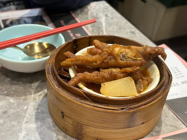 百醬蒸鳳爪