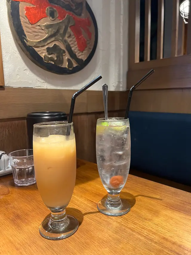 梅子青檸梳打 & 蜜桃焙茶 