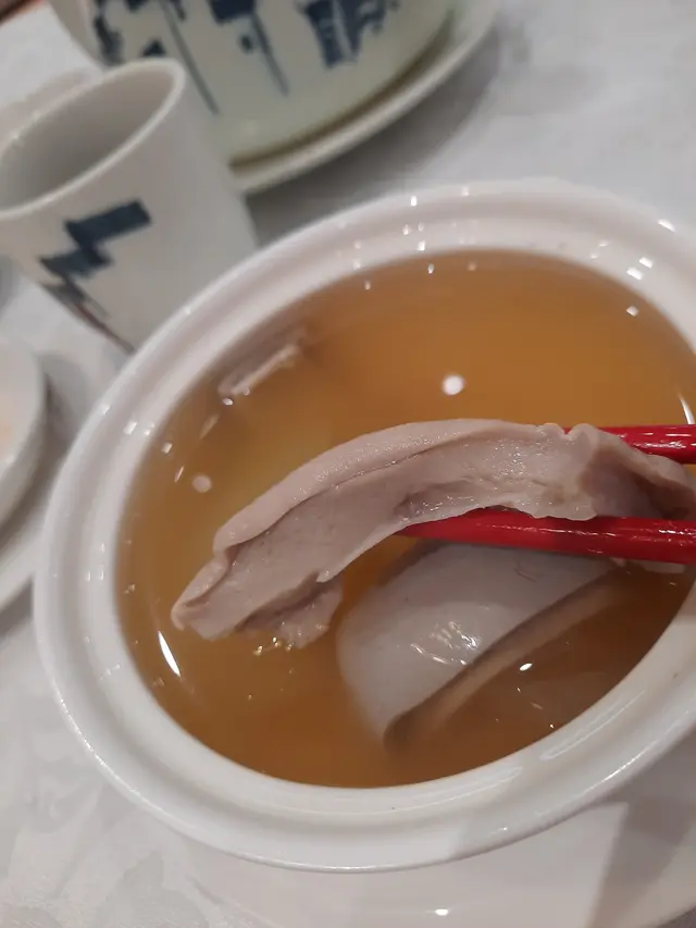 胡椒鹹菜鮮豬肚湯