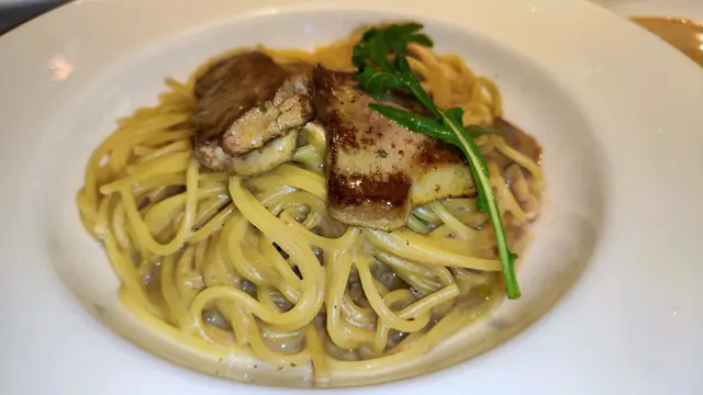 牛肝菌汁鵝肝意粉