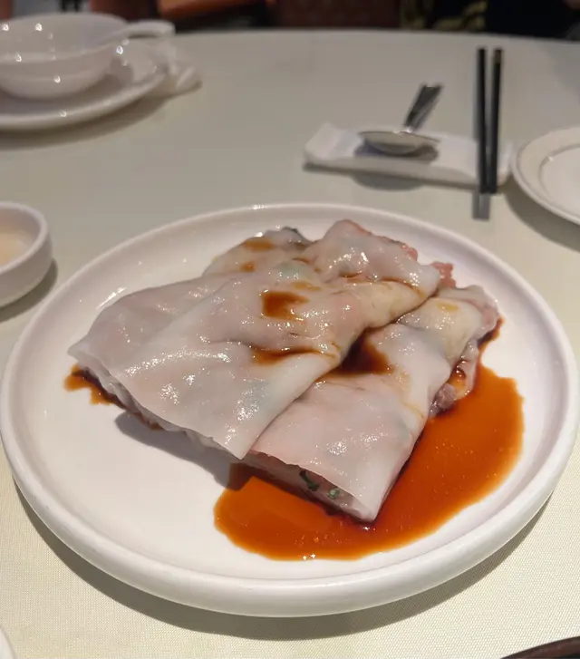 香茜牛肉蒸腸粉