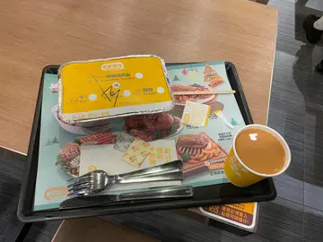 芝士黑椒汁焗牛扒饭