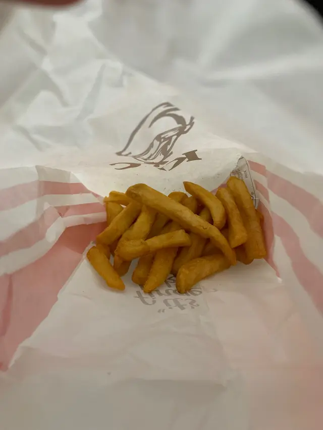 史上最難食薯條，唔知放左幾多個鐘