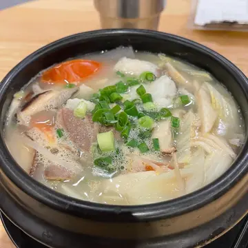 真鲜味砂窝米线