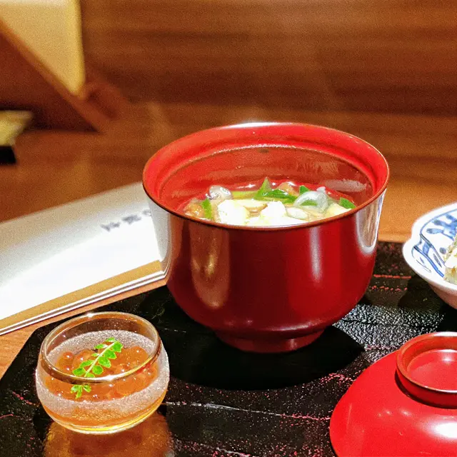 菇菌稻庭烏冬更增加飽腹感 滿足感！烏冬扁幼身、麵質滑溜易入口！🍜