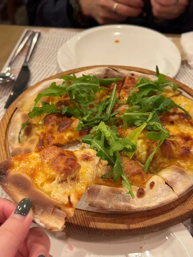  蘑菇•薏式辣肉陽薄餅