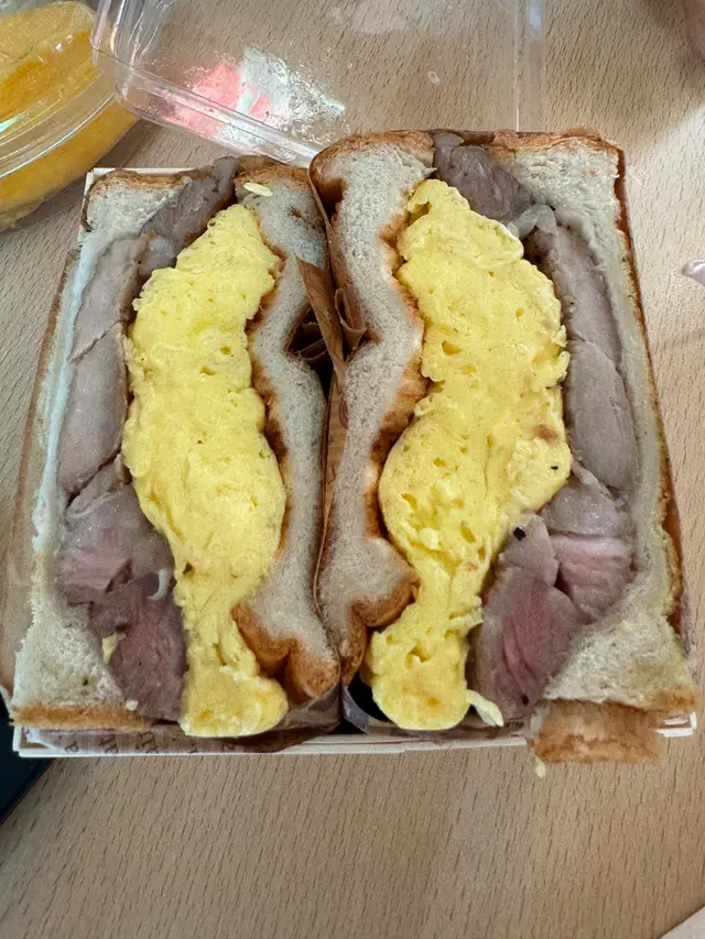 香煎慢煮豬肉眼炒滑蛋