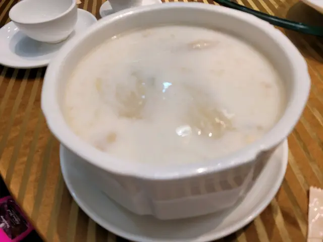 杏汁豬肺湯