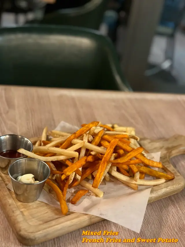 (French Fries and Sweet Potato)