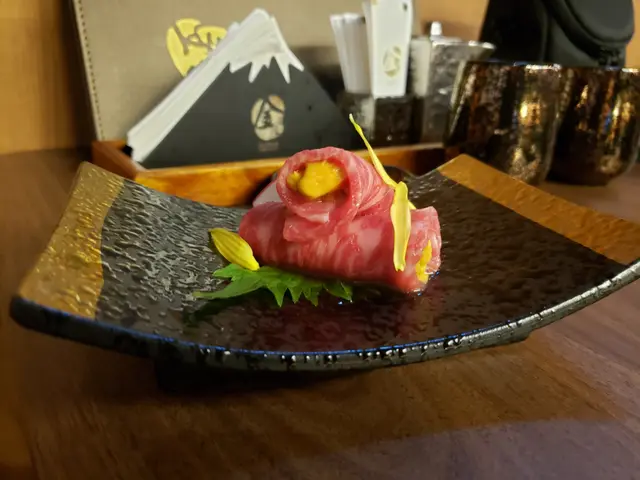 宮崎和牛海膽刺身(兩件)