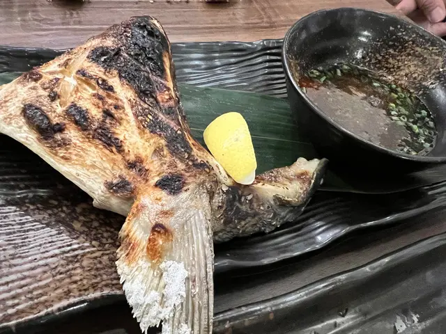 配佢個醋汁點好味 份量足