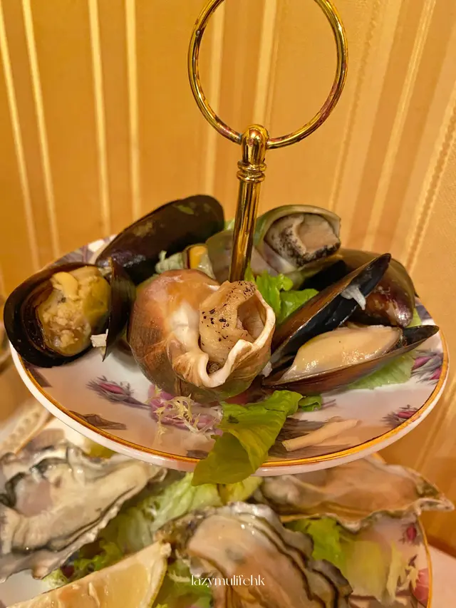 雜錦海鮮盤配香草汁二重奏