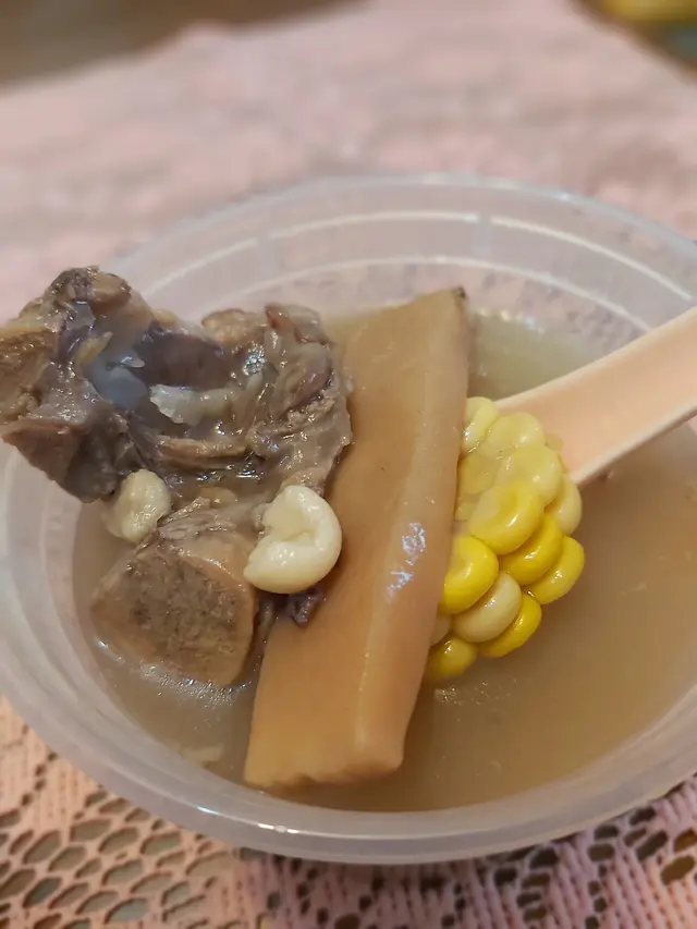 山班魚螺片煲清補涼