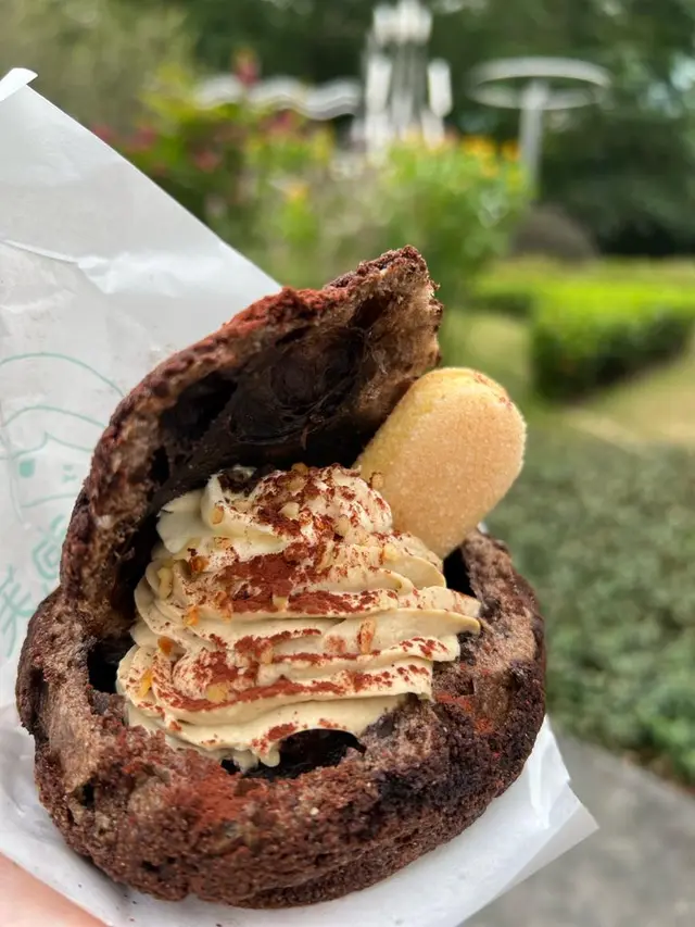 榛子Tiramisu泡芙