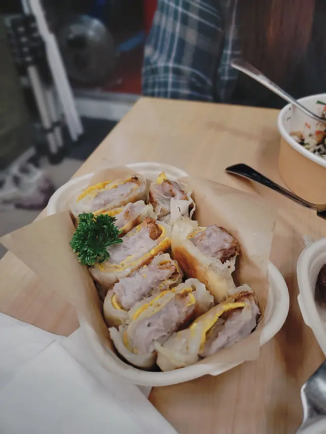 手作芋泥肉鬆蛋餅