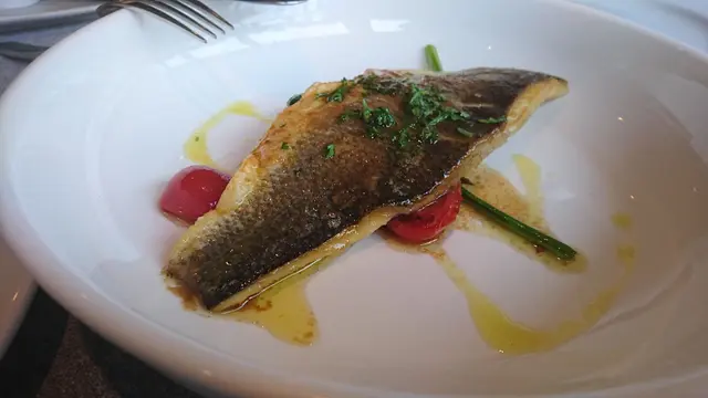 香煎荷蘭鱸魚