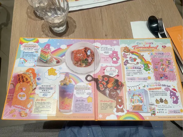 叫Care bear餐會送貼紙，但你唔問佢，佢唔會主動俾你。 order from this menu get free care bear stickers , but they don’t give you if you don’t ask 