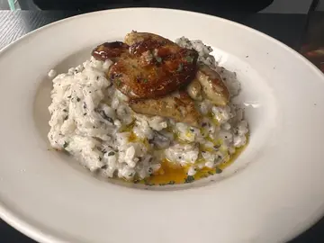 香煎鹅肝黑松露意大利饭