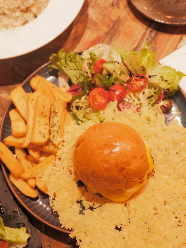 Oldish Four 🧀Cheese Angus Beef Burger