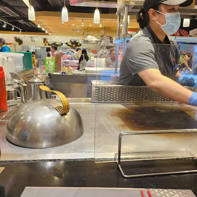 睇到廚師即叫即整野食