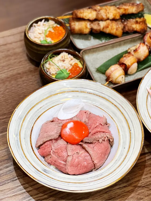 京蔥牛柳壽喜燒汁蓋飯