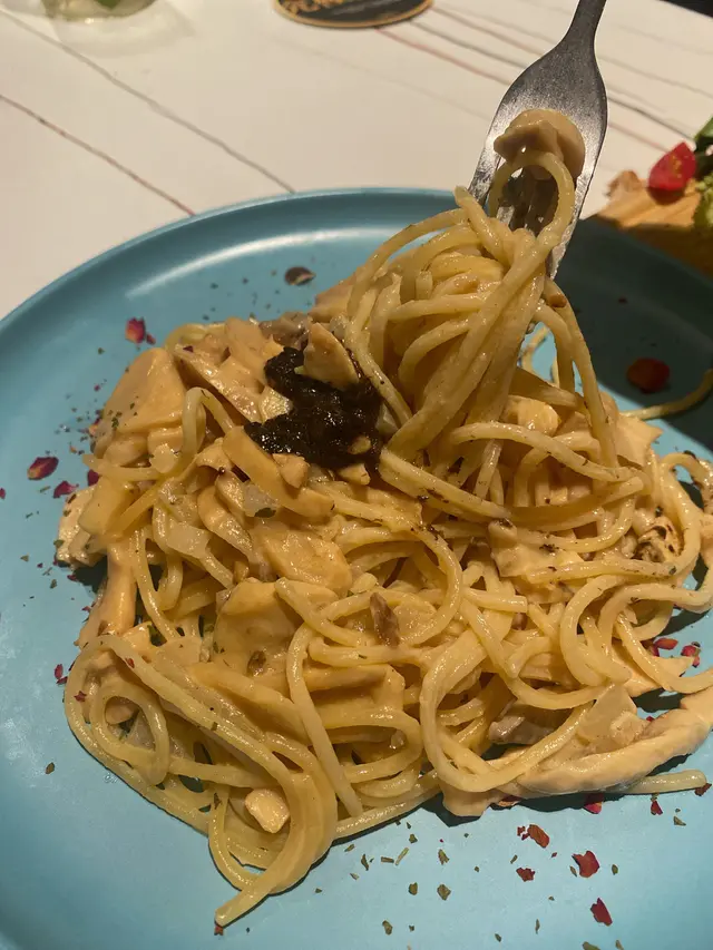 黑松露蘑菇意粉