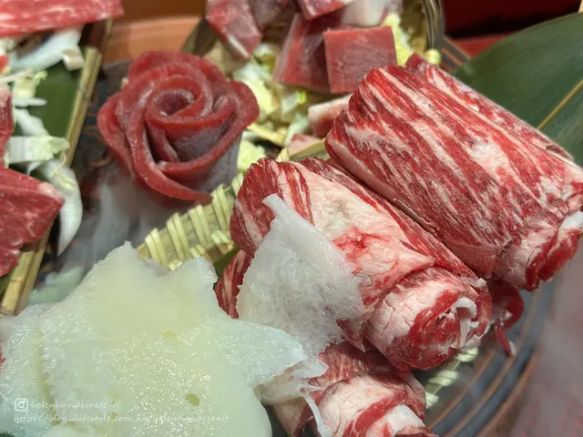 大滾友牛肉拼盤(細)