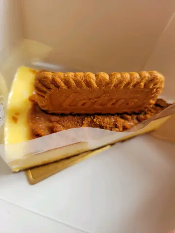 Lotus Biscoff Cheesecake