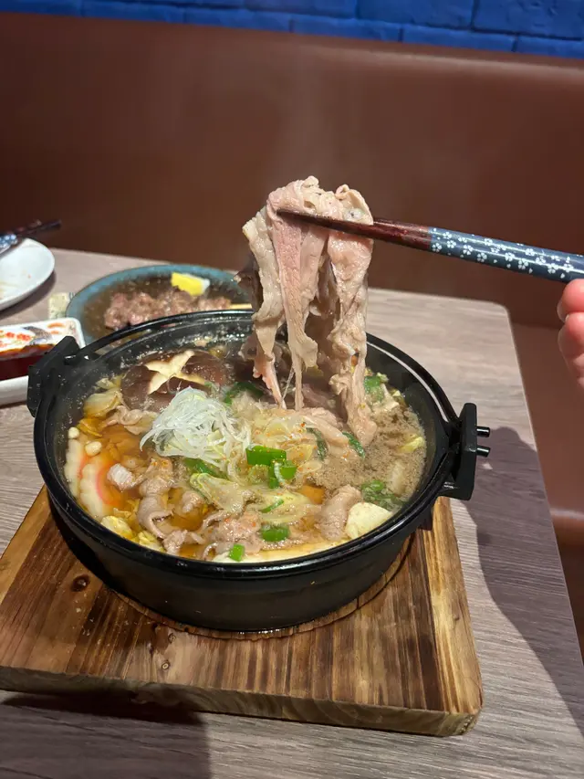 肥牛壽喜燒鍋