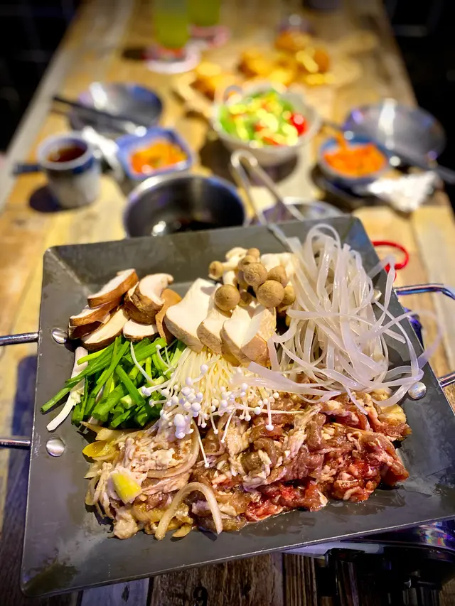 📌各種菇類烤牛肉